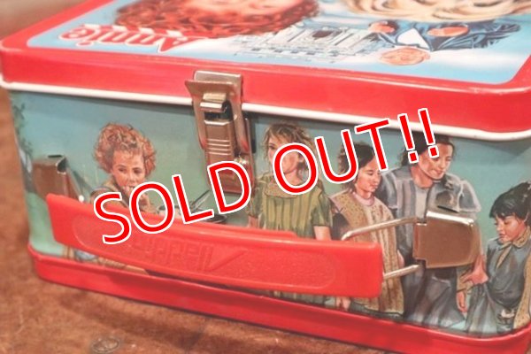 画像9: ct-191211-39 Annie / ALADDIN 1981 Metal Lunch Box