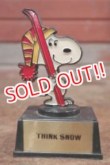 画像: ct-200201-06 Snoopy / AVIVA 1970's Trophy "Think Snow"