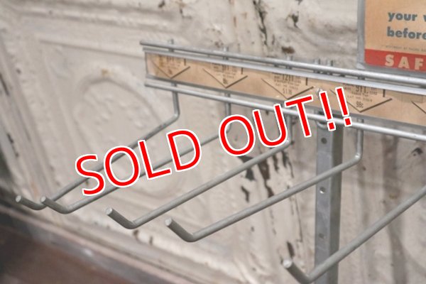 画像6: dp-200101-23 Pacific Electricord Company / 1949 Hook Display