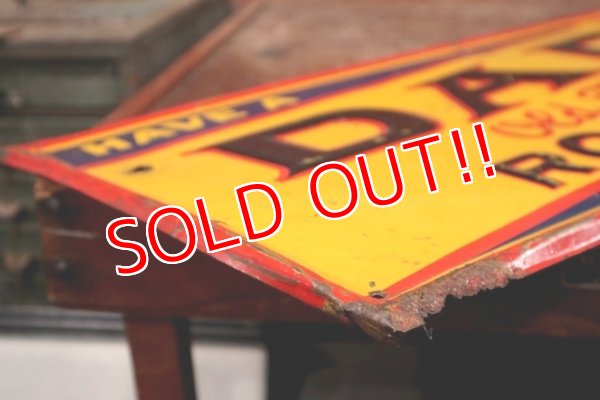 画像9: dp-190605-04 DAD'S ROOT BEER / 1950's Metal Sign