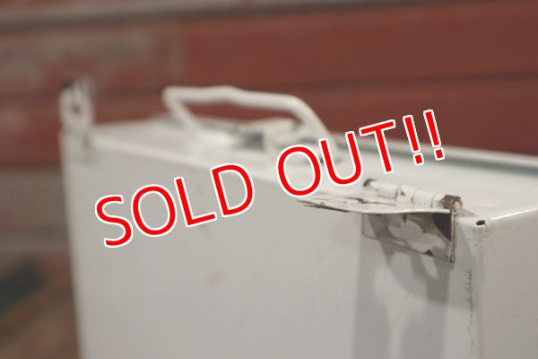 画像10: dp-200301-42 Aearo Eastern / 1970's First Aid Kit Box