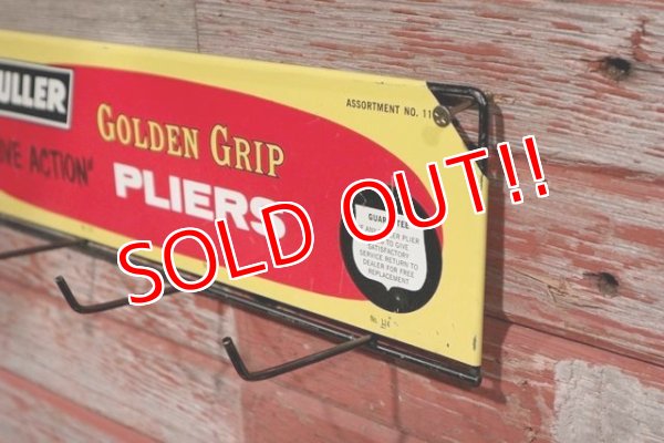 画像3: dp-200401-18 FULLER / 1970's-1980's Golden Grip Pliers Hook Display