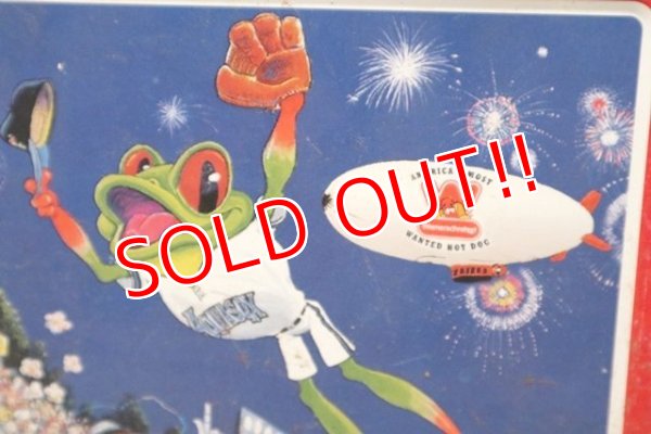 画像2: dp-200415-21 Everett AquaSox & Wienerschnitzel / 1990's Metal Lunch Box