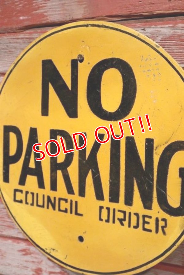 画像2: dp-200501-01 Road Sign "NO PARKING"