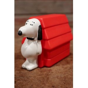画像: ct-141002-14 Snoopy and Doghouse / AVON 1970's Non-Tear Shampoo Bottle