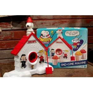 画像: ct-200403-20 Snoopy & Friends / Hasbro 1999 Sno-Cone Machine