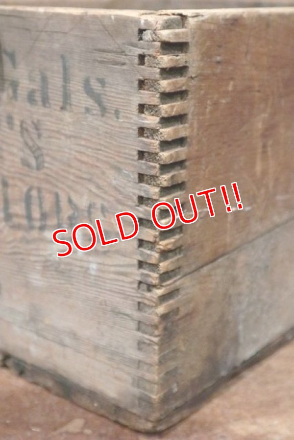 画像5: dp-200501-06 Benjamin Moor & Co. PAINTS / Vintage Wood Box