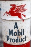 画像2: dp-190201-10 Mobil / 1950's 120 POUNDS Oil Can