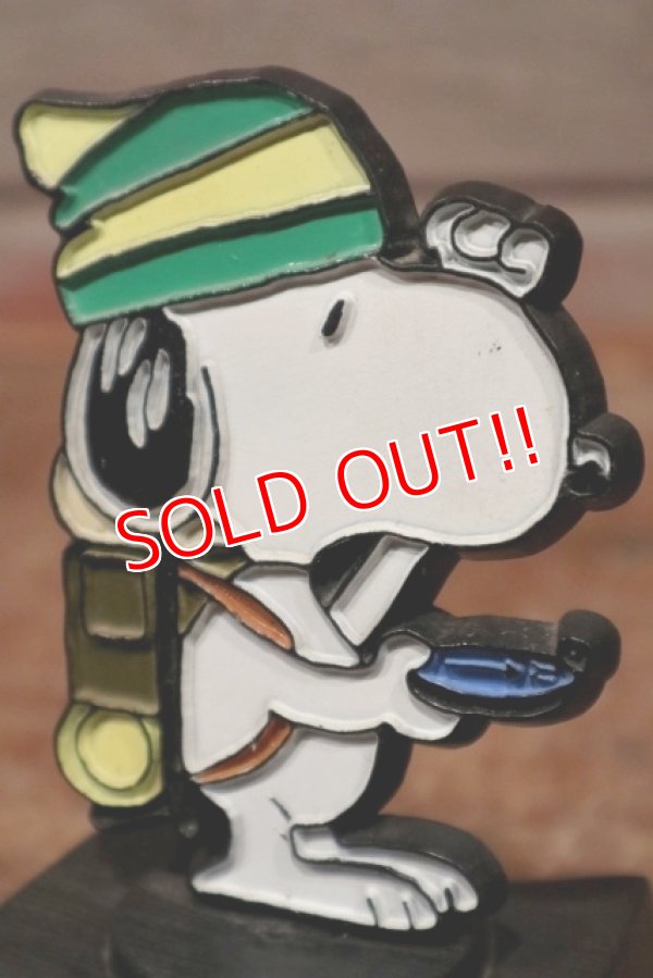 画像2: ct-200501-15 Snoopy / AVIVA 1970's Trophy " I'm Lost Without You."