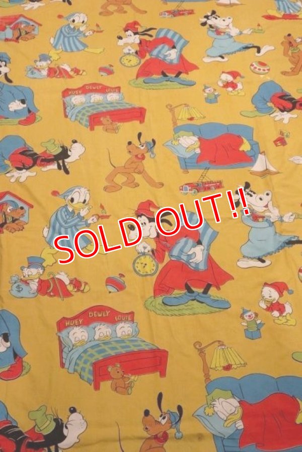 画像2: ct-200403-05 Walt Disney's / 1970's Flat Sheet (Twin)