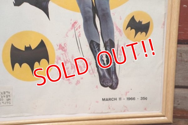 画像4: ct-200601-04 BATMAN / LIFE Magazine March 11, 1966 Cover