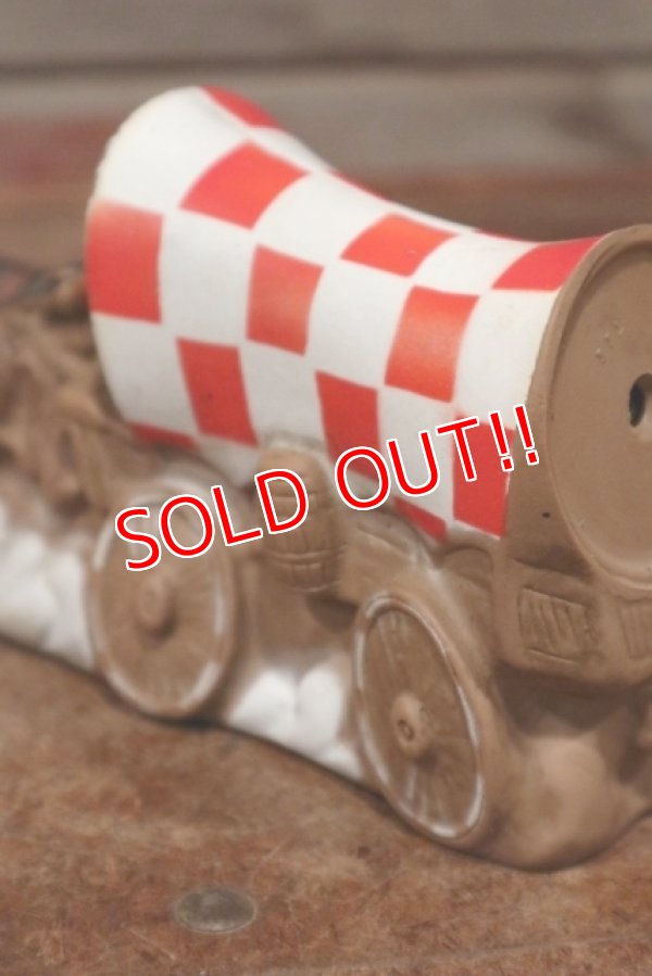 画像5: ct-190605-66 Ralston Purina Company / 1975 Covered Wagon Squeak Toy