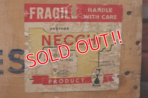 画像3: dp-200610-06 NECCHI Sewing Machine / Vintage Cheese Box