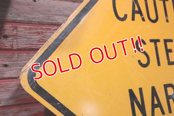 画像5: dp-200701-16 Road sign "Caution Steep Narrow Road Road"