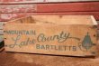 画像2: dp-200701-59 Mountain Lake Country Bartlett / Vintage Wood Box