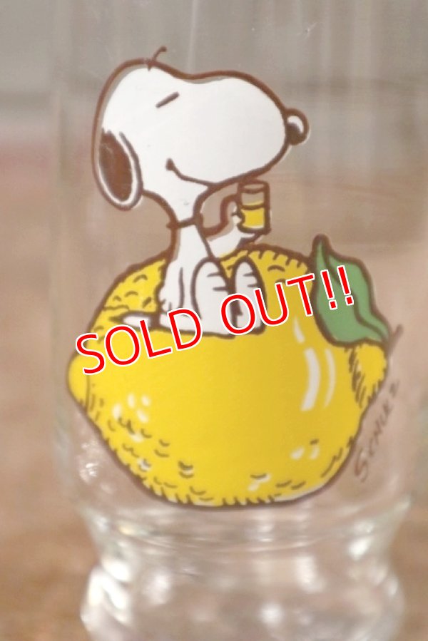 画像2: gs-200901-02 Snoopy / Anchor Hocking 1970's mini Glass "Lemon"