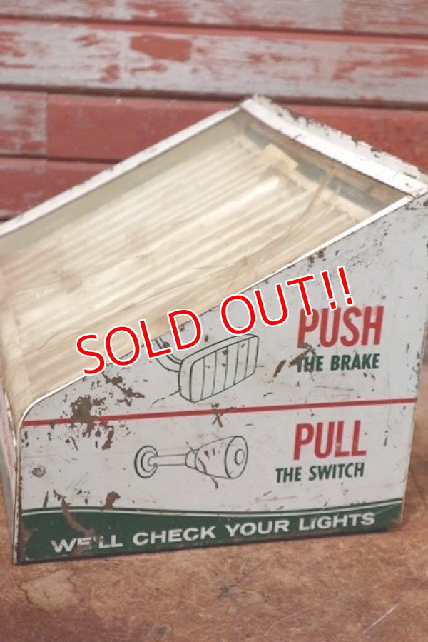 画像4: dp-200901-64 TEXACO / 1960's-1970's Automotive Bulbs Display Case