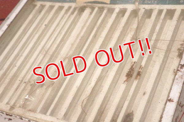 画像5: dp-200901-64 TEXACO / 1960's-1970's Automotive Bulbs Display Case