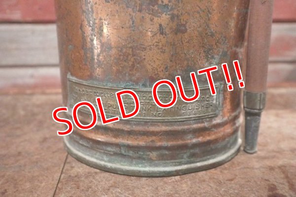 画像3: dp-201001-18 1940's Metal Fire Extinguisher