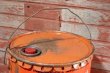 画像8: dp-201001-27 HUSKY / 1956 5 U.S.Gallons Motor Oil Can