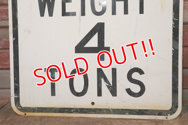 画像4: dp-201001-16 Road Sign "MAXIMUM GROSS WEIGHT 4 TONS "