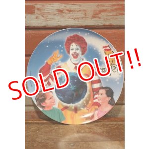 画像: ct-201001-09 McDonald's / 2002 Collectors Plate "World Children's Day"