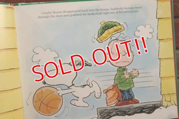 画像2: ct-201001-31 PEANUTS / 2004 ""I Want a Dog for Christmas, Charlie Brown!" Book
