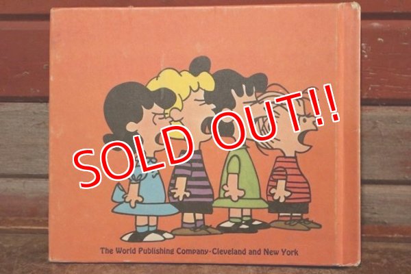 画像11: ct-201001-29 PEANUTS / 1968 "He's Your Dog,Charlie Brown!" Picture Book