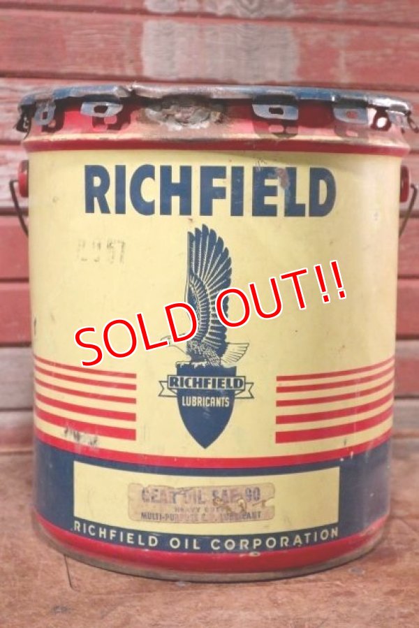 画像1: dp-201101-45 RICHFIELD / 1957 5 U.S.GALLONS Oil Can