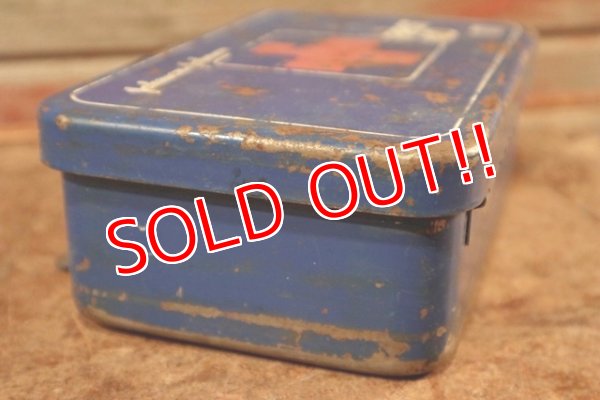 画像5: dp-201201-03 Johnson & Johnson / 1970's First Aid Kit Box