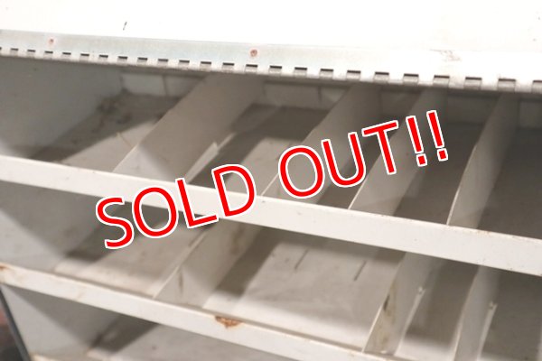 画像8: dp-201201-31 EVEREADY / Auto Lamp Bulbs Vintage Cabinet