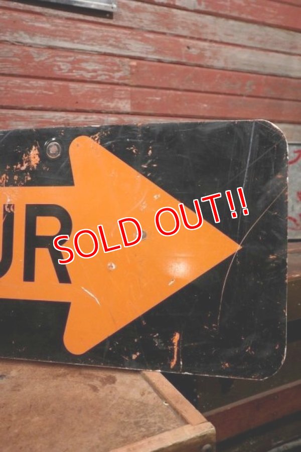 画像2: dp-210101-12 Road Sign "DETOUR"