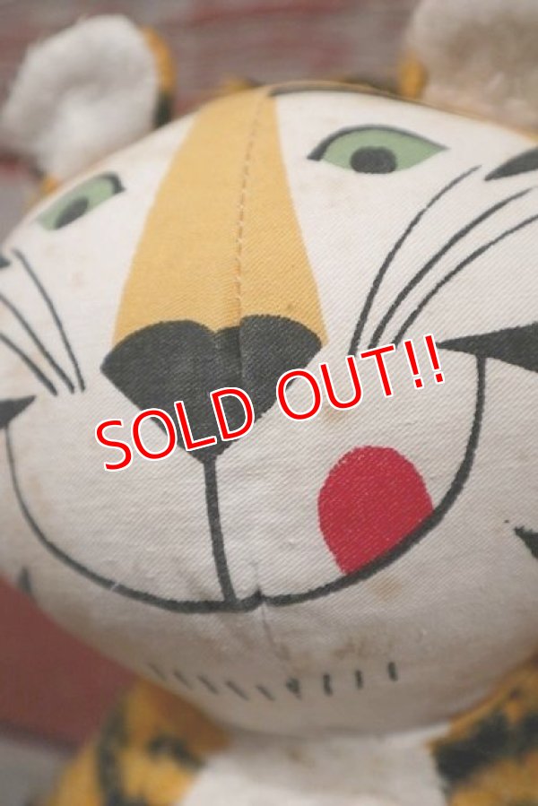 画像3: ct-201201-49 Kellogg's / Tony the Tiger 1970's Plush Doll