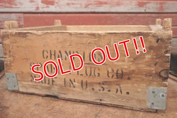 画像1: dp-210101-08 CHAMPION / 1970's Wood Box