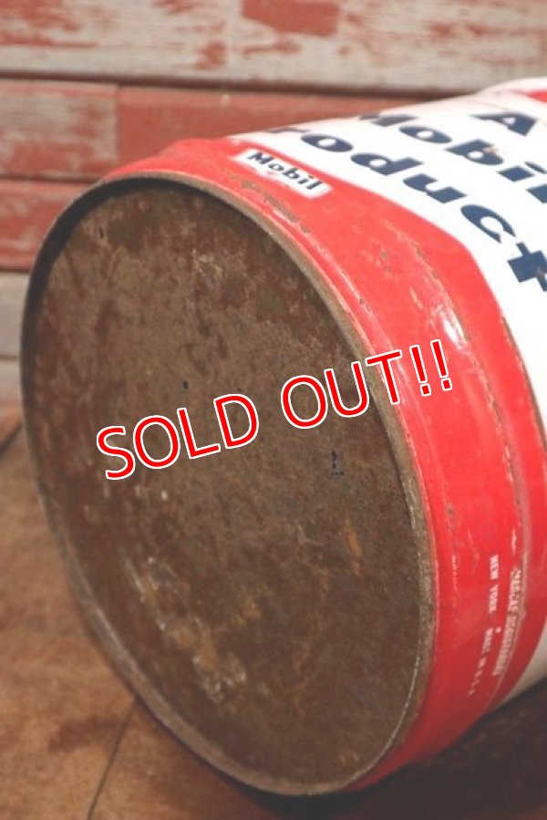 画像8: dp-201201-47 Mobil / 1950's-1960's 5 U.S.GALLONS Oil Can