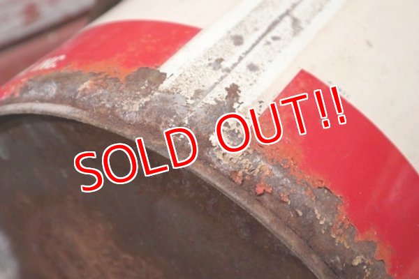 画像7: dp-201201-54 Mobil / 1950's 5 U.S.GALLONS Oil Can