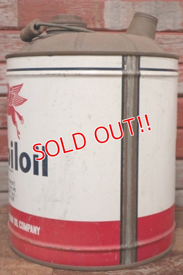 画像4: dp-201201-50 Mobiloil / 1950's 5 U.S.GALLONS Oil Can