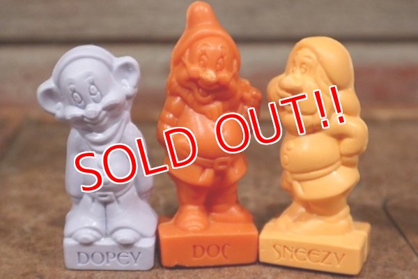 画像2: ct-210101-63 Snow White & Seven Dwarfs / AVON 1994 Soap Set