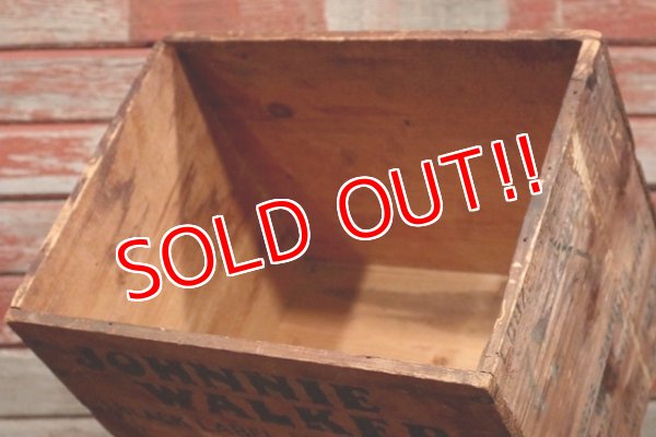 画像9: dp-210201-35 JOHNNIE WALKER / Vintage Wood Box