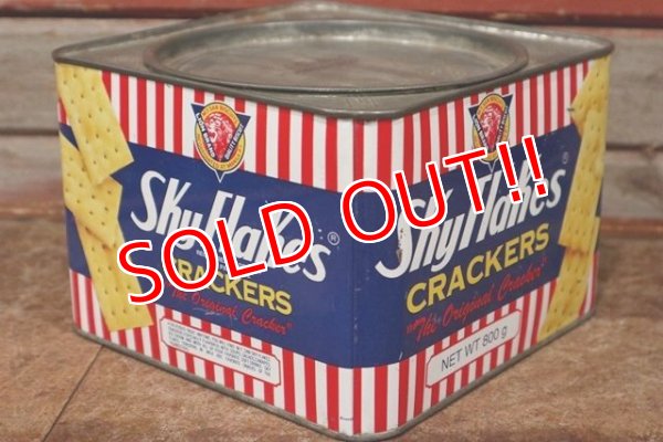 画像1: dp-210201-61 San Biscuits Inc. / 1980's〜Sky Flakes Crackers Tin Can