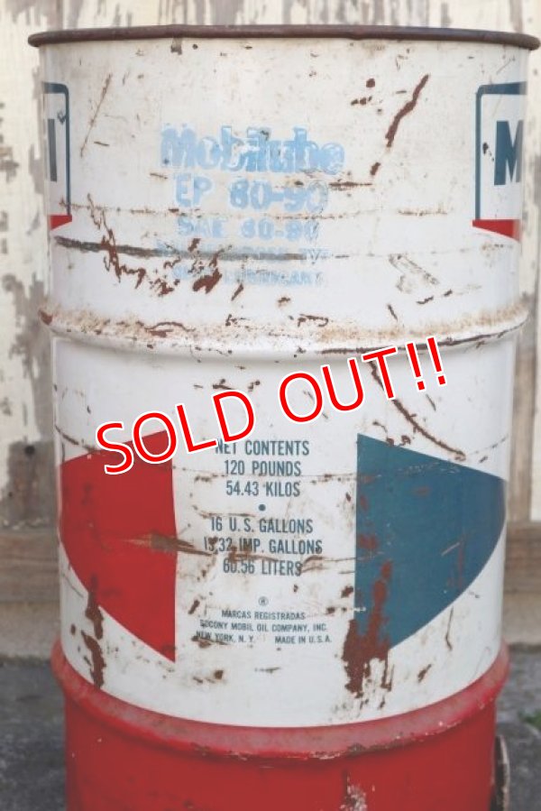 画像5: dp-210301-02 Mobil / 1960's 120 POUNDS 16 GALLONS Oil Can