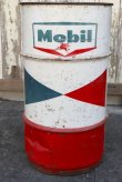 画像1: dp-210301-01 Mobil / 1960's 120 POUNDS 16 GALLONS Oil Can