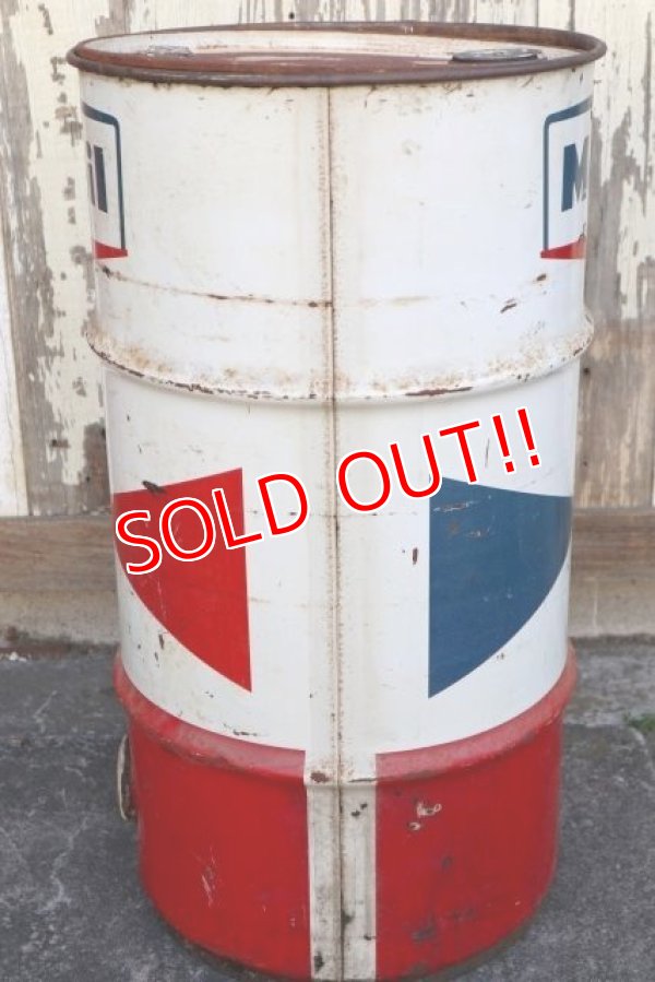 画像7: dp-210301-02 Mobil / 1960's 120 POUNDS 16 GALLONS Oil Can