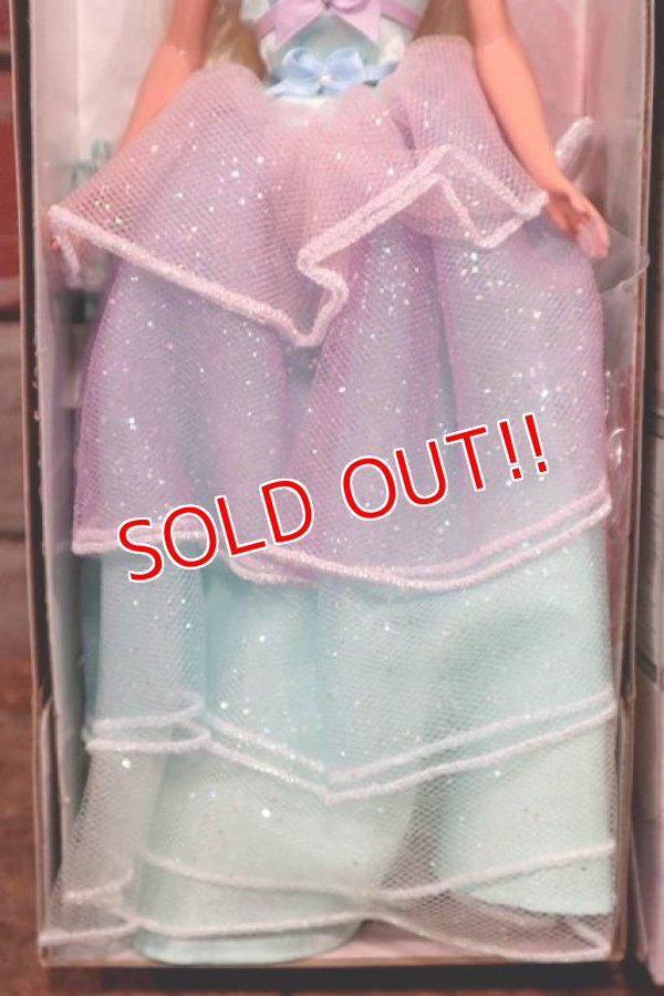 画像3: ct-210101-22 Barbie / AVON Special Edition 1997 Spring Tea Party Doll