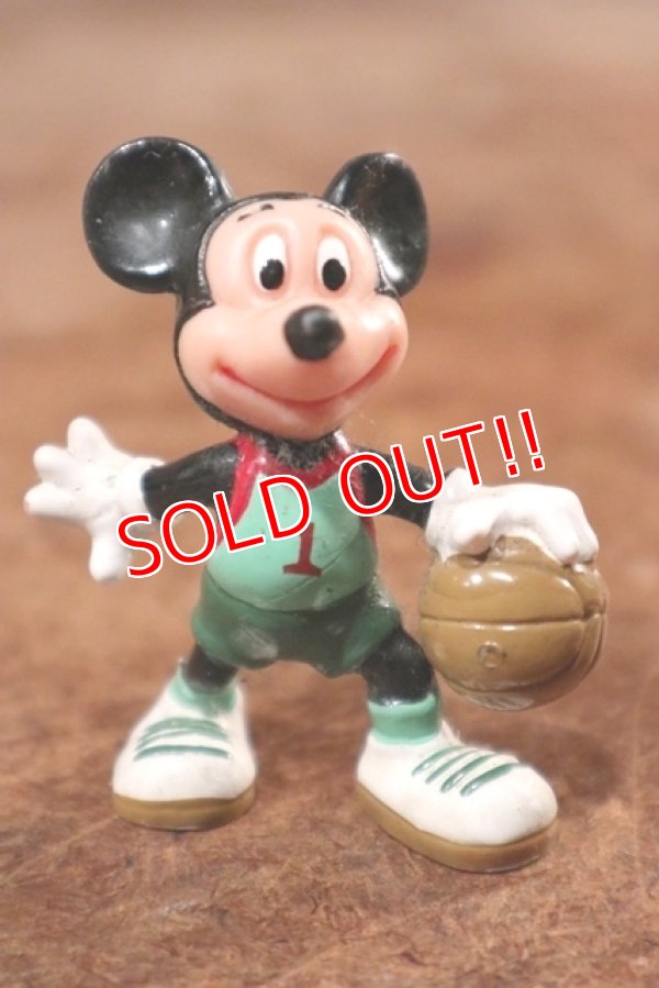 画像1: ct-141209-77 Mickey Mouse / PVC Figure "Basketball"