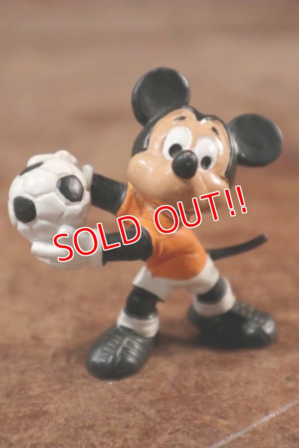 画像1: ct-141209-78 Mickey Mouse / Bully PVC Figure "Goal Keeper"