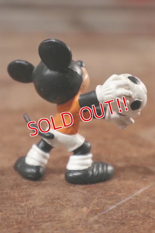 画像4: ct-141209-78 Mickey Mouse / Bully PVC Figure "Goal Keeper"