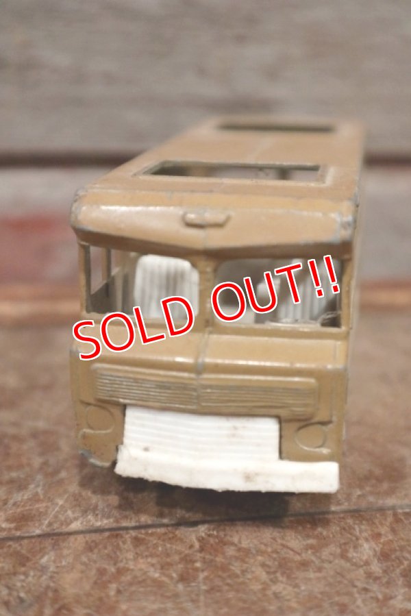 画像2: dp-210201-29 Tootsietoy / Die Cast Car "Camper"