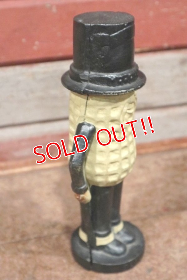画像4: ct-210301-72 PLANTERS / MR.PEANUT 1940's Cast Iron Coin Bank