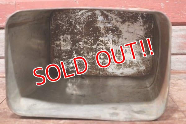 画像8: dp-210301-38 PUR AVIS EASTERN / 2 GALLONS MOTOR OIL Can